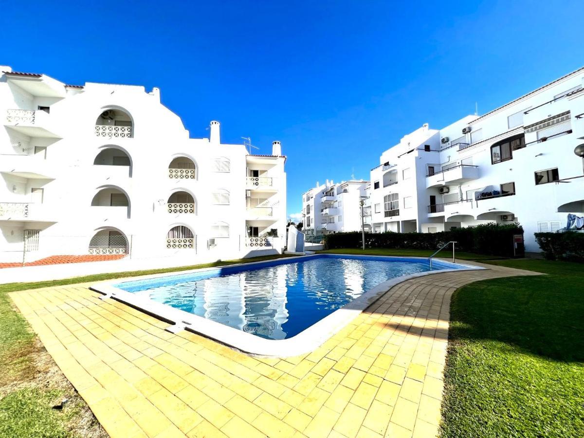 Appartement Albufeira Downtown With Pool By Homing Extérieur photo